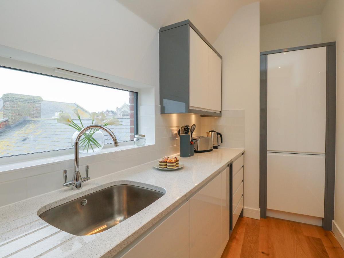 Harbourside Haven Penthouse 2 Apartment Weymouth Bagian luar foto