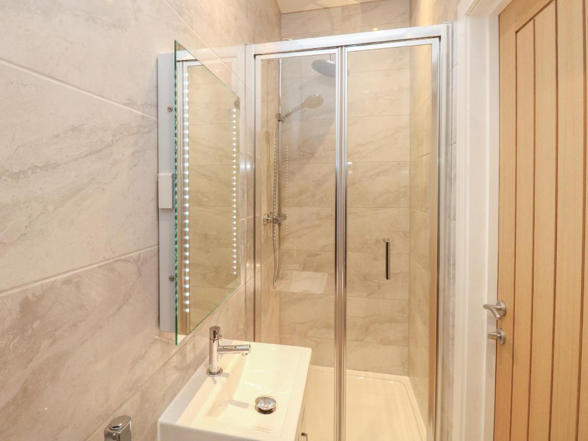 Harbourside Haven Penthouse 2 Apartment Weymouth Bagian luar foto